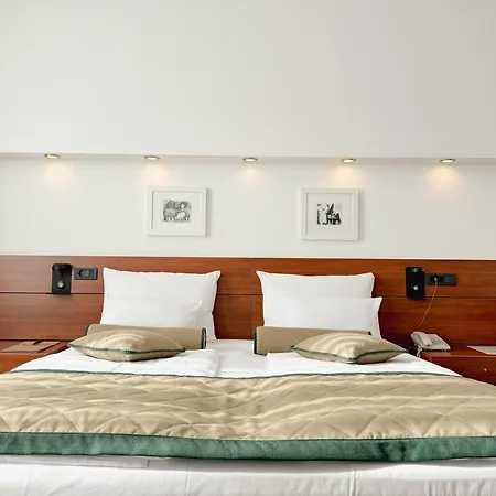 Hotel Via 4*