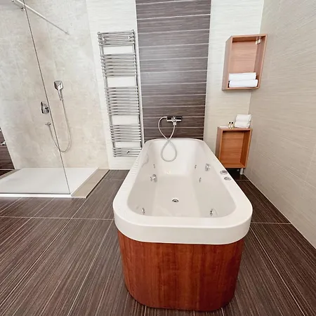 Via Hotel Vitez
