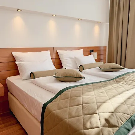 Via Hotel 4*