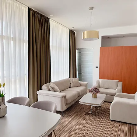 Hotel Via 4*