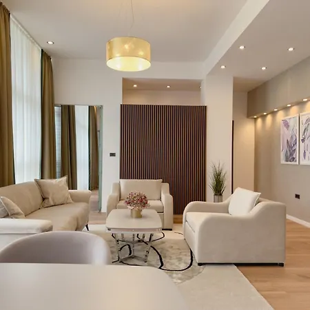Hotel Via 4*